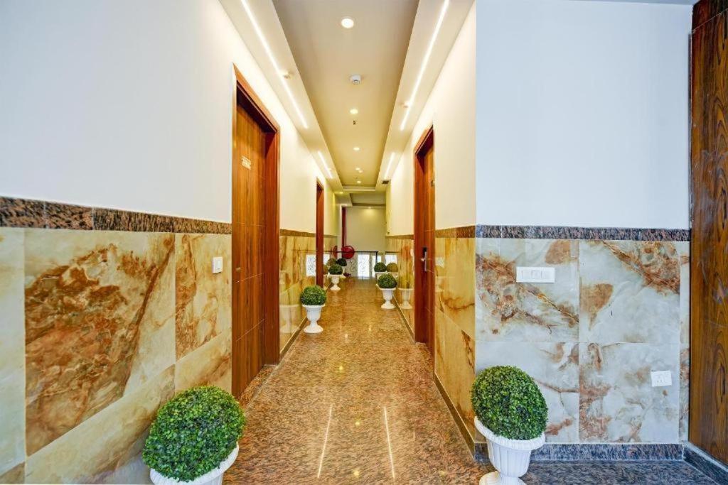 Hotel Rosewood Near Delhi Airport Nueva Delhi Exterior foto
